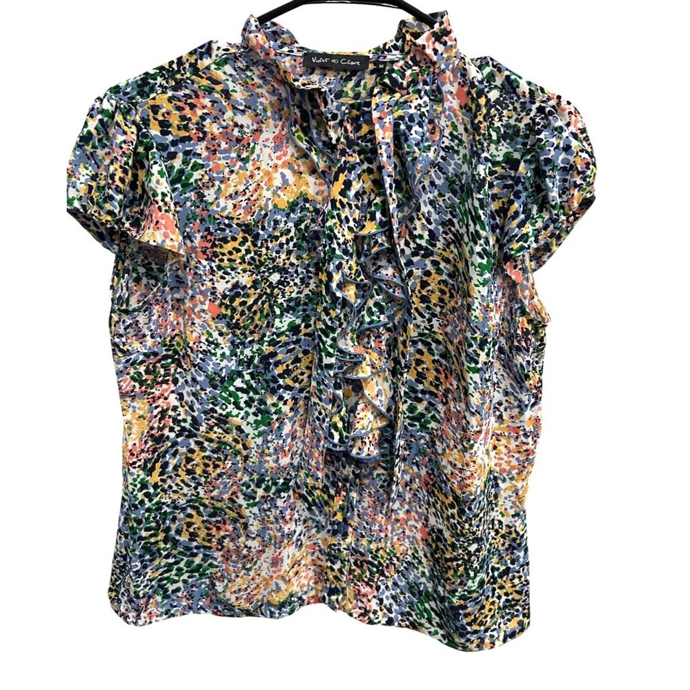 Violet & Claire Ruffle Front Multicolor Abstract Print Blouse Short Sleeve Top